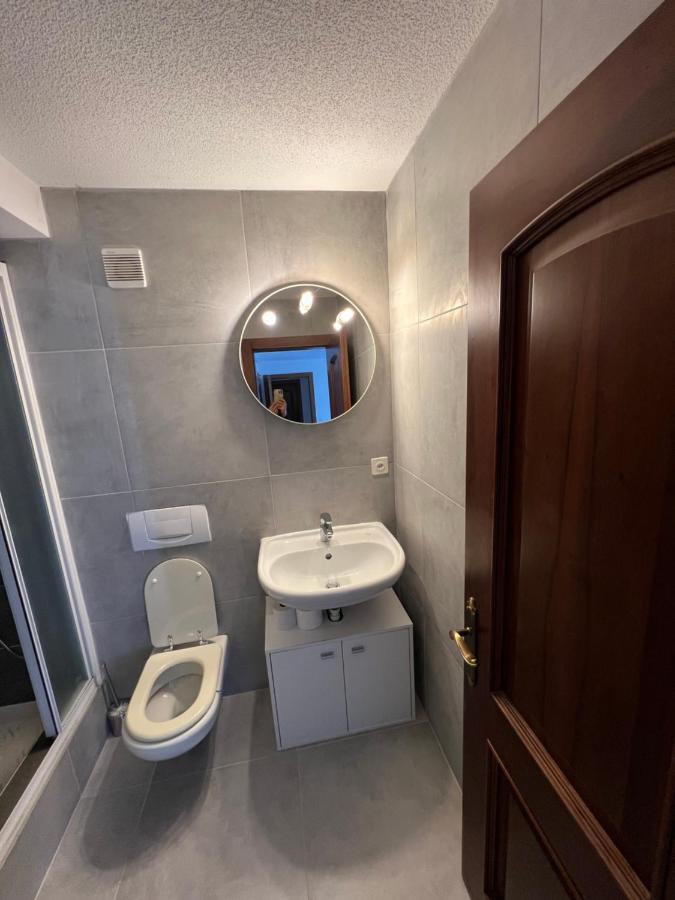 Tiny Apartment With Amazing View, Garden & Terras Schattdorf Extérieur photo