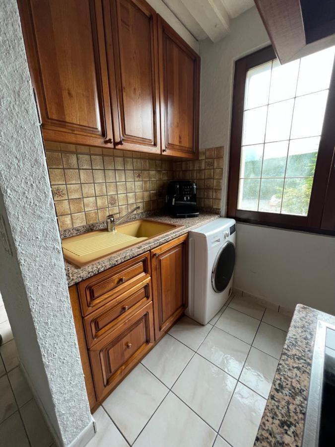 Tiny Apartment With Amazing View, Garden & Terras Schattdorf Extérieur photo